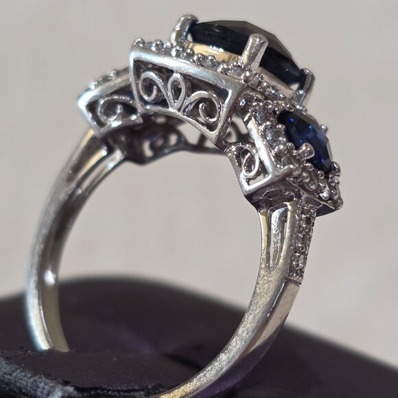 Cushion Cut Blue Three (3) Stone CZ Accent 925 Sterling Silver Ring Size 6.75 - Picture 6 of 16